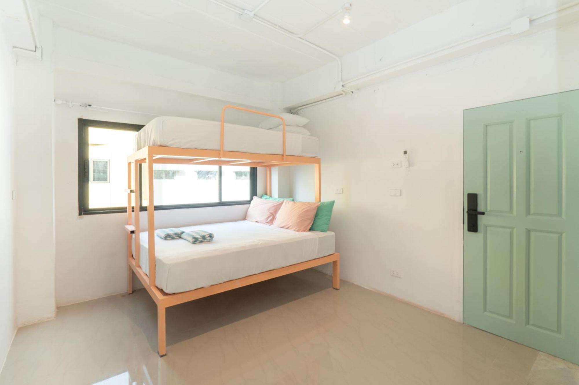 Easy Sunday Khaosan Bangkok Hotel Luaran gambar